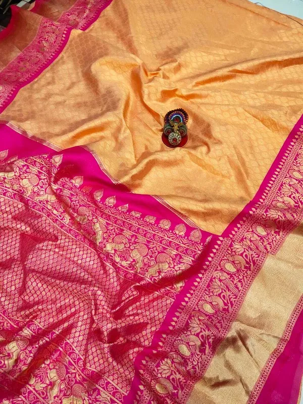 Cream_Embellished_Bollywood_Jacquard_Saree_(Cream)